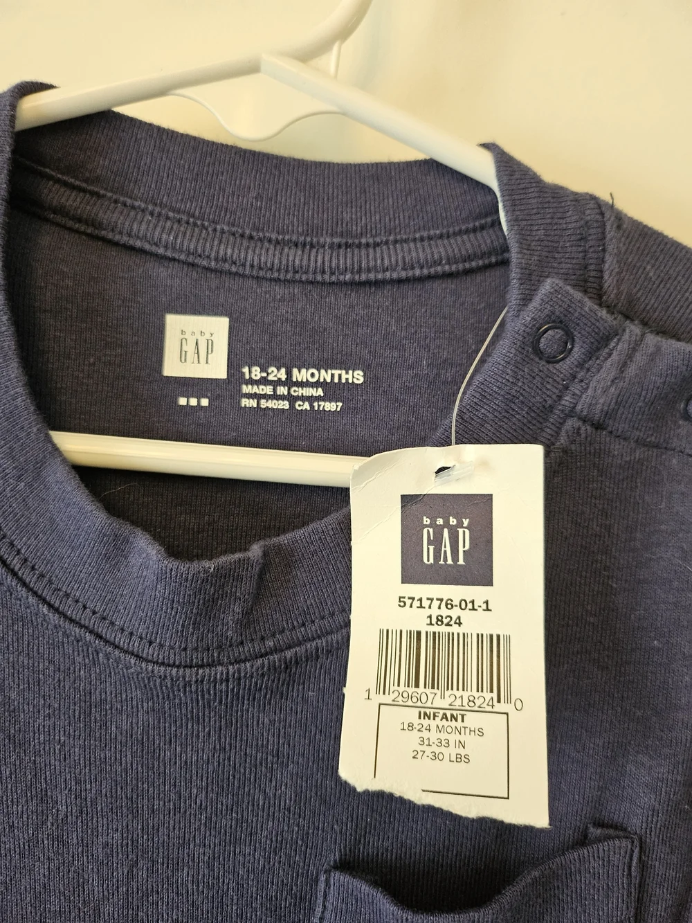 NEW GAP Infant Navy Long Sleeve Bodysuit with Pocket 18-24m